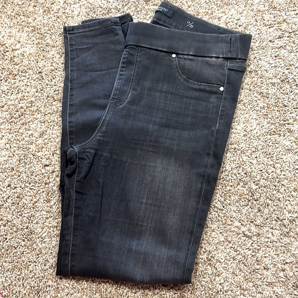 Liverpool elastic waist skinny jeans